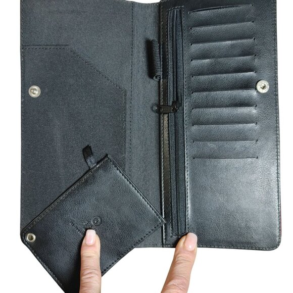 Long Wallet Red Faux Leather Travel Passport Card Slots Zipper Pocket Organizer - Picture 3 of 8